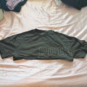 YoungLA Olive Green Cropped Graphic Tee with Outlined 'voui' Print